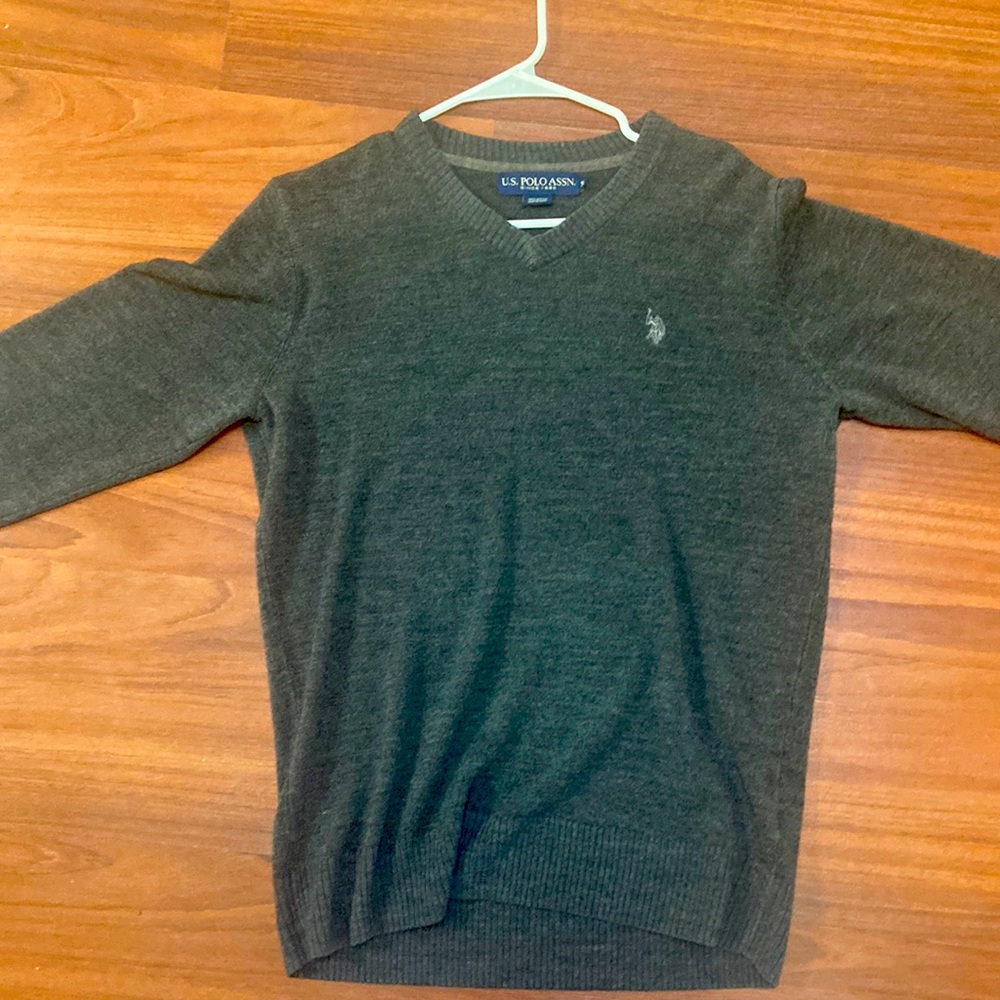 V-Neck sweater
